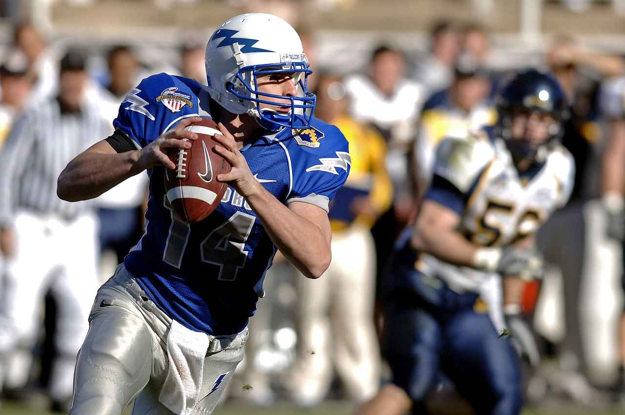 Offensive Strategies: Eagles vs. Mustangs
