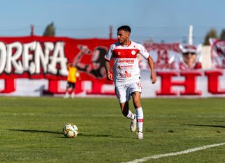 Yankees vs Red Sox: Unveiling Player Stats Showdown – Who Dominates the Field?